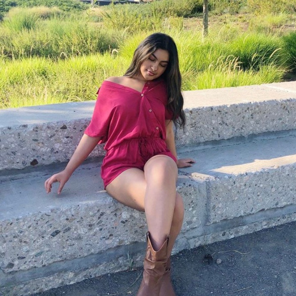RASPBERRY SHORT SLEEVE RELAXED FIT ROMPER